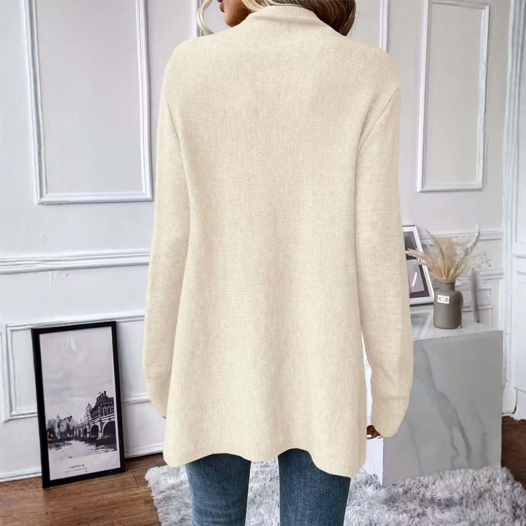 Alyssa - Soft confidence in a draped knit