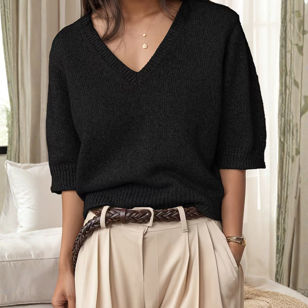 Ava - The sweater that brings quiet confidence into your day