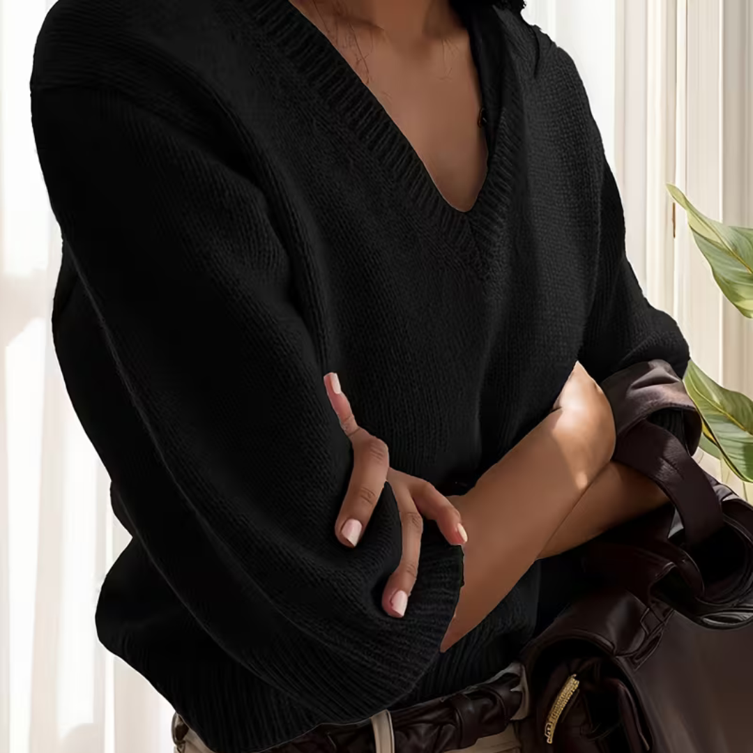 Ava - The sweater that brings quiet confidence into your day