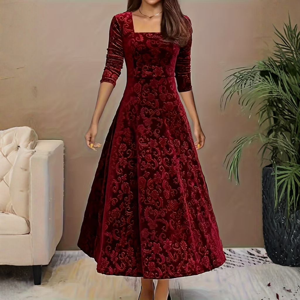 Cordelia - A dress that makes you feel like royalty