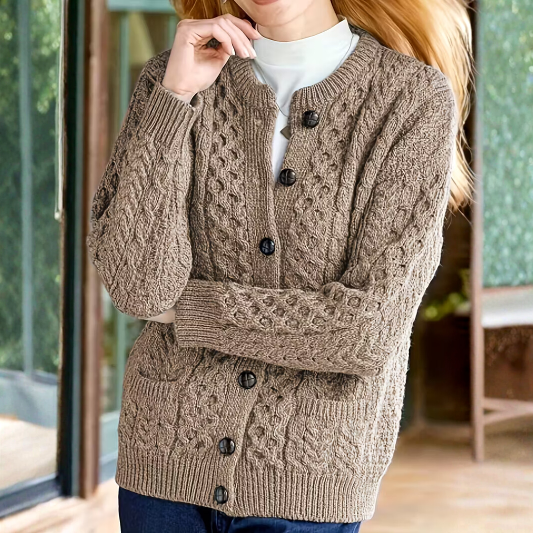 Eleanor - The cardigan for days that need a little more grace