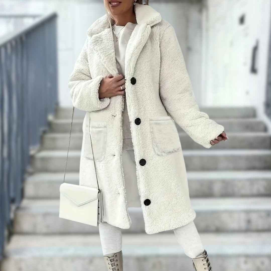 Isabella Coat – Softness That Follows You All Winter