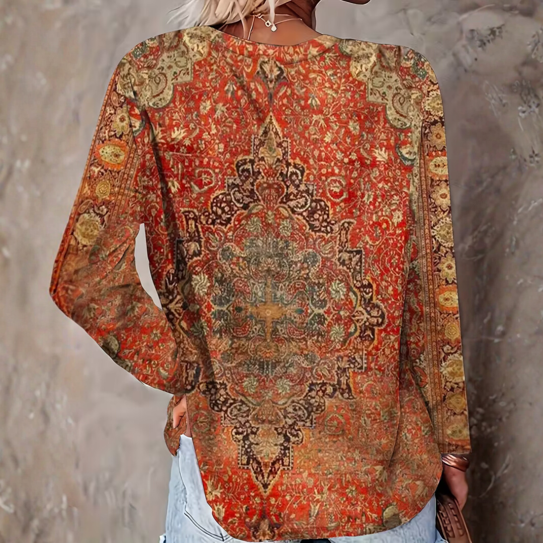 Paloma - A blouse for women who embrace rich beauty