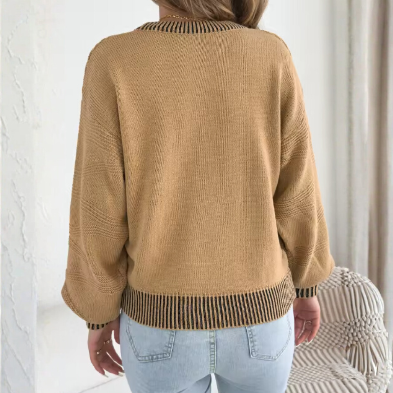 Stella - Warmth that settles before you even notice it