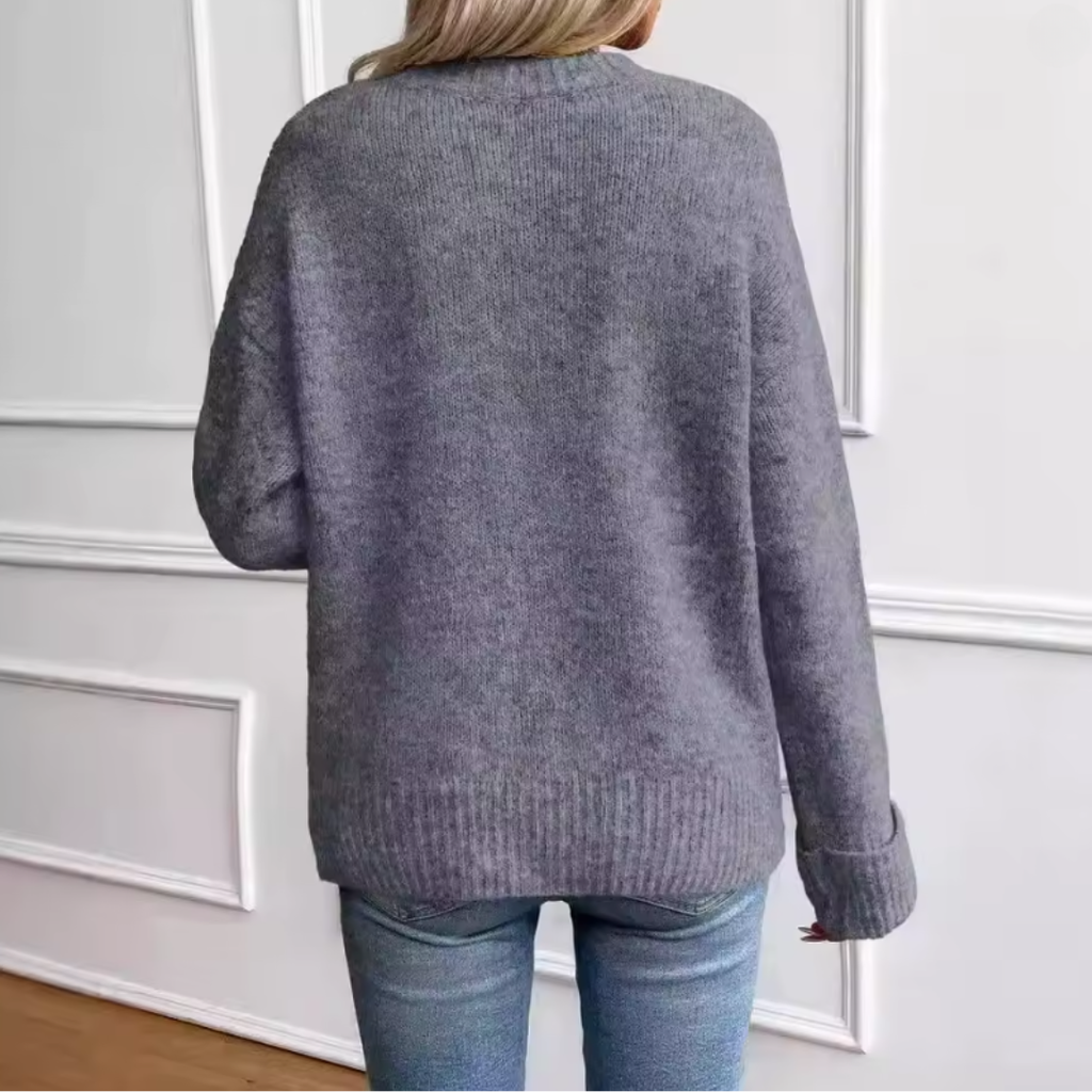 Sophie - The sweater that settles your whole day